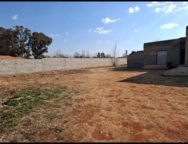 3 BEDROOM HOUSE FOR SALE IN HENLEY ON KLIP